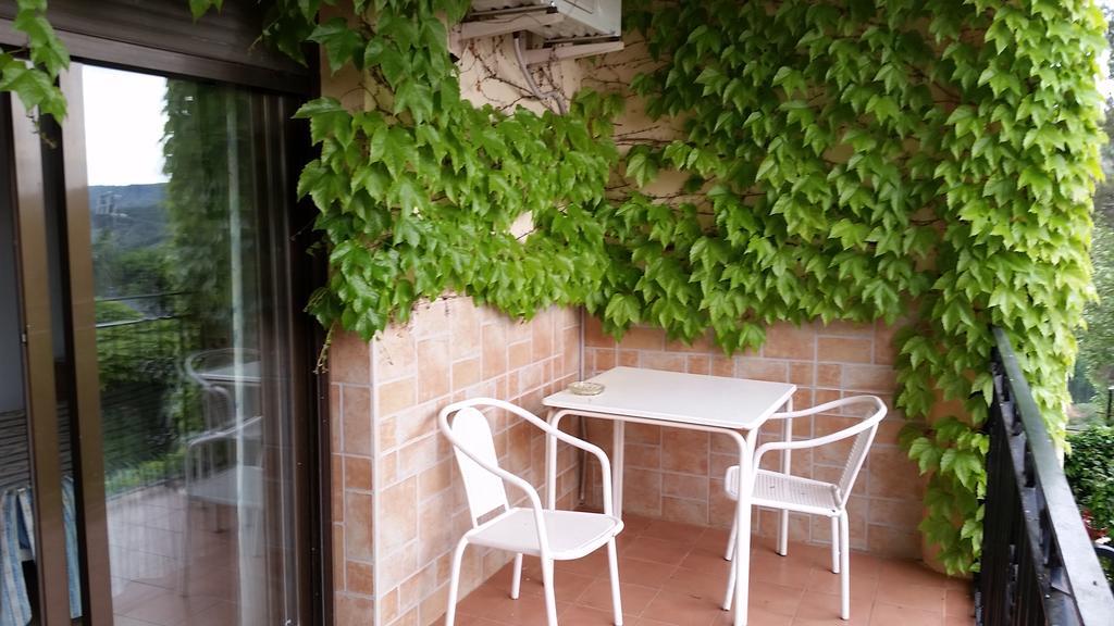 Hostal Los Rosales Alcaraz Ruang foto